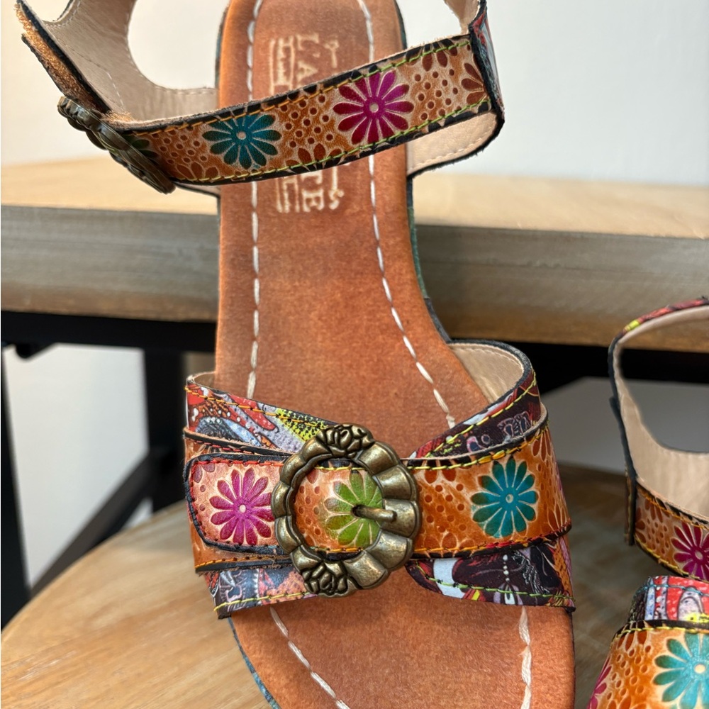 Colorful Floral Wedge Sandals - Picture 13 of 16